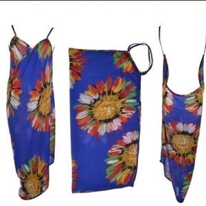 Crisscross floral beach coverup